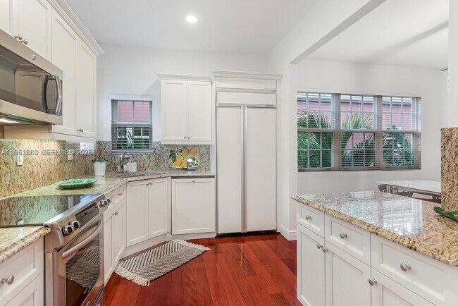 Foto del edificio - 502 Loretto Ave