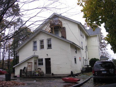 Primary Photo - 7 W Park St