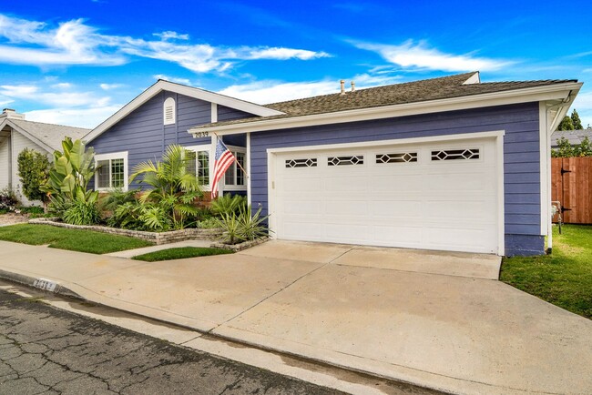 Building Photo - 2039 Waterbury Dr