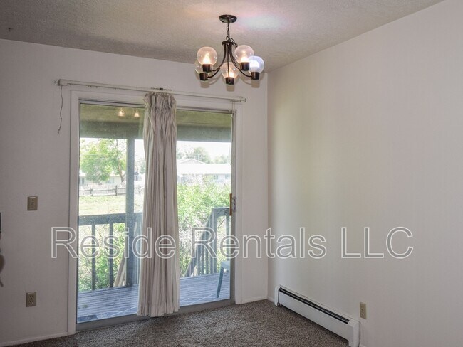 Foto del edificio - 301 1/2 West 500 North - 2