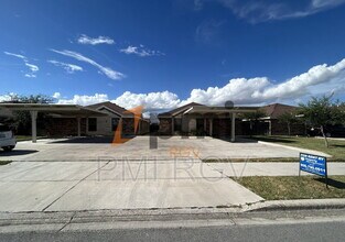 Building Photo - 3007 Linda Vista St