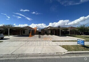 Building Photo - 3007 Linda Vista St