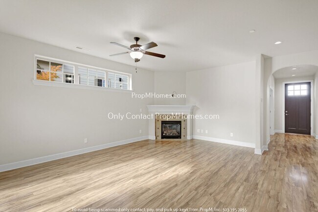 Foto del edificio - Gorgeous Villebois Home with a Hot Tub & Bonus Room!