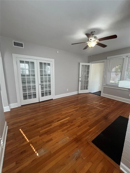 Building Photo - 3303 W Empedrado St