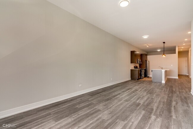 Foto del edificio - 3220 N Lincoln Ave
