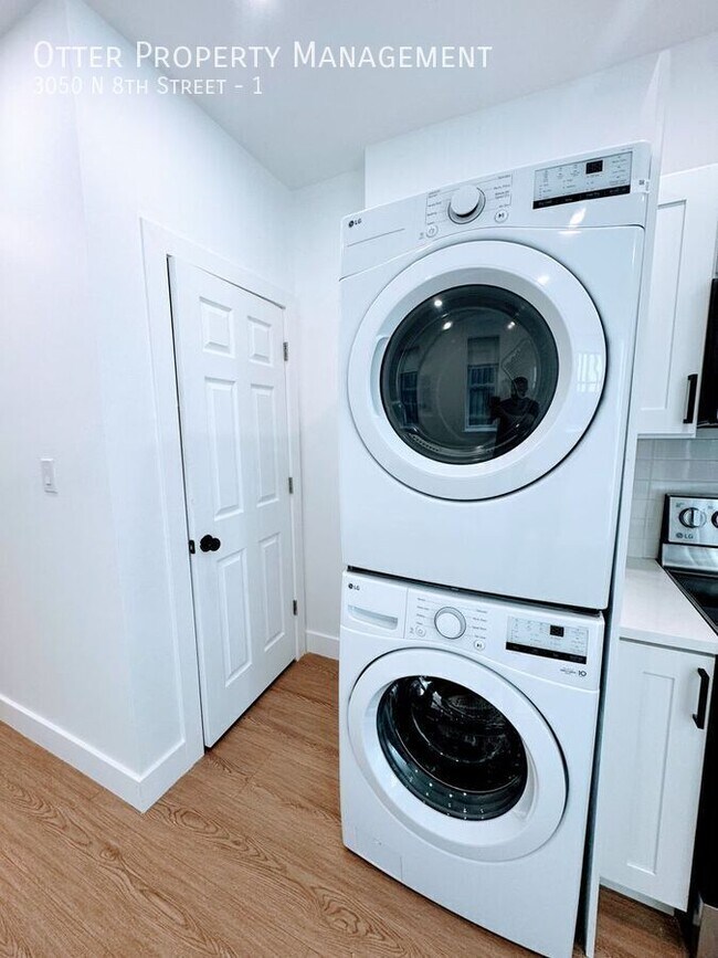 Foto del edificio - 3050 N 8th St