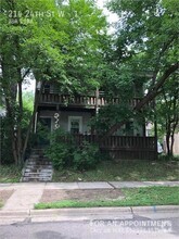 Building Photo - 214 24th St