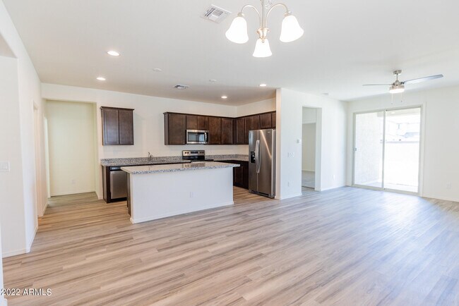 Building Photo - 17594 W Country Club Terrace