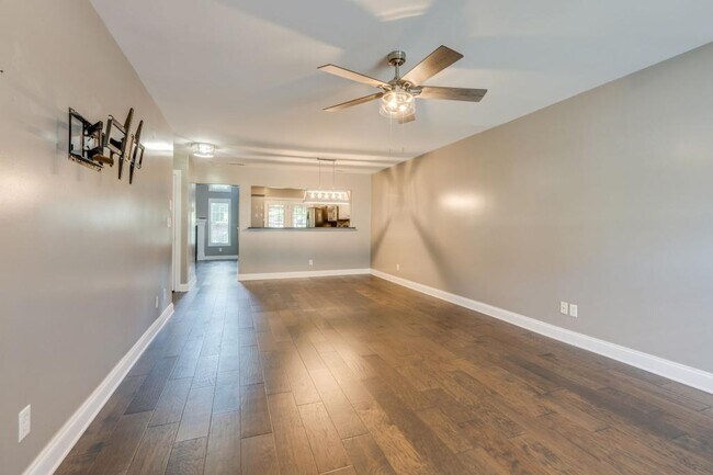Foto del edificio - 438 Old Grist Mill Blvd
