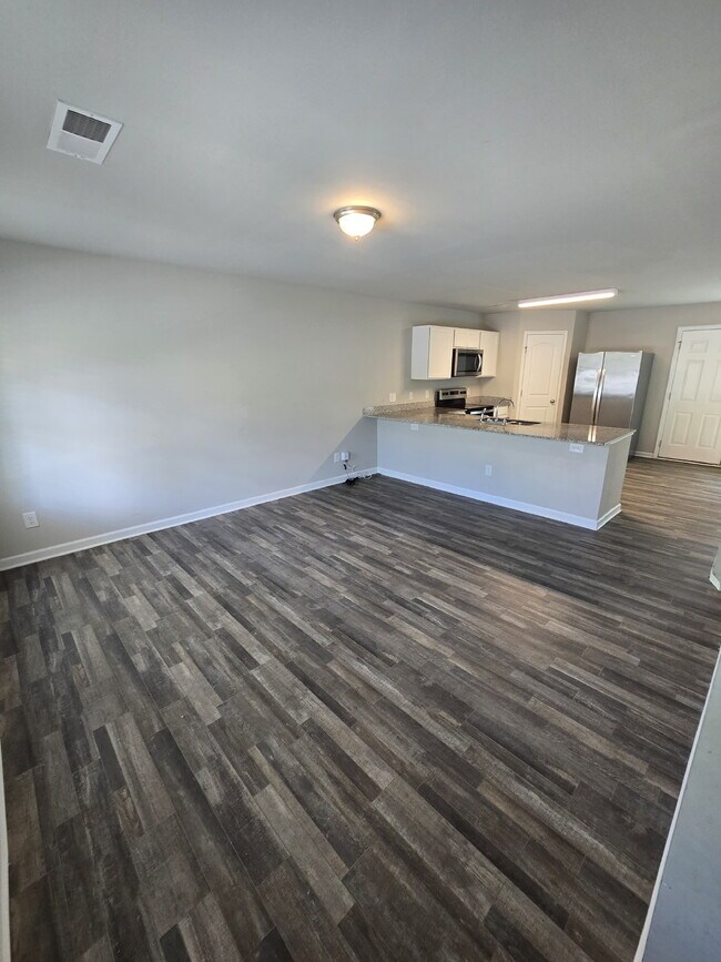 Foto del edificio - 1212 Christy Ct
