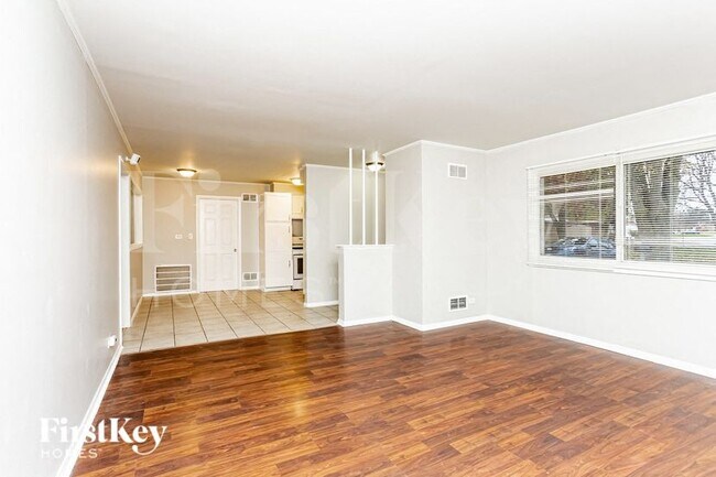 Foto del edificio - 2904 Woodworth Pl