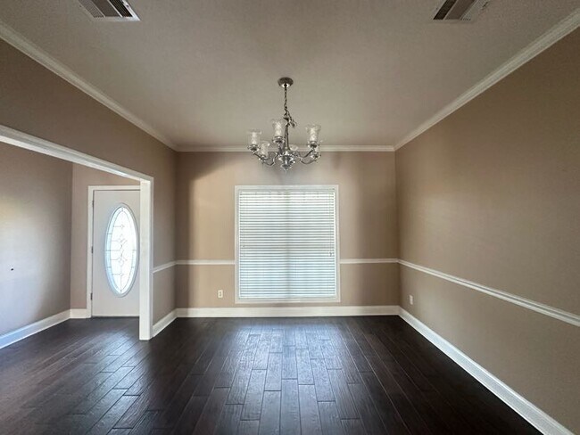 Foto del edificio - 2910 Buckeye Dr