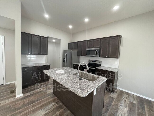 Foto del edificio - 613 S Southgate Dr