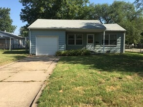 Building Photo - 1238 E 31st St S