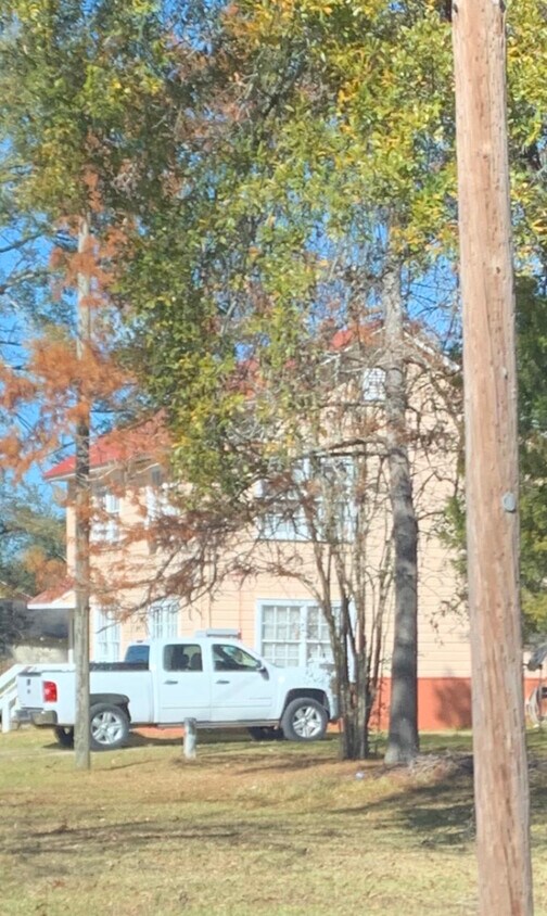 107 Cook St Unit B, Cleveland, TX 77327 Apartments in Cleveland, TX