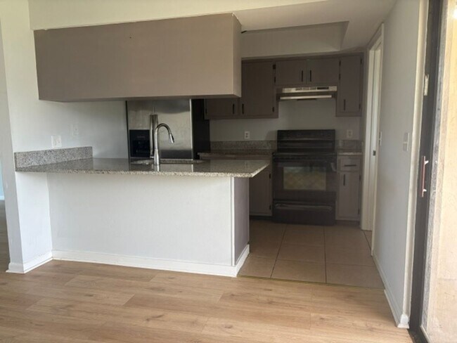 Foto del edificio - 1110 SE 9th Ct