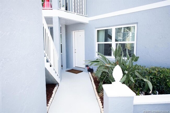 Foto del edificio - 3218 SE Aster Ln