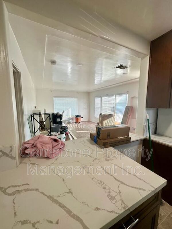 Building Photo - 5017 College Ave