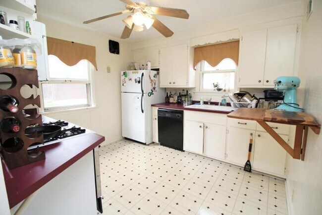 Foto del edificio - 523 N 63rd St