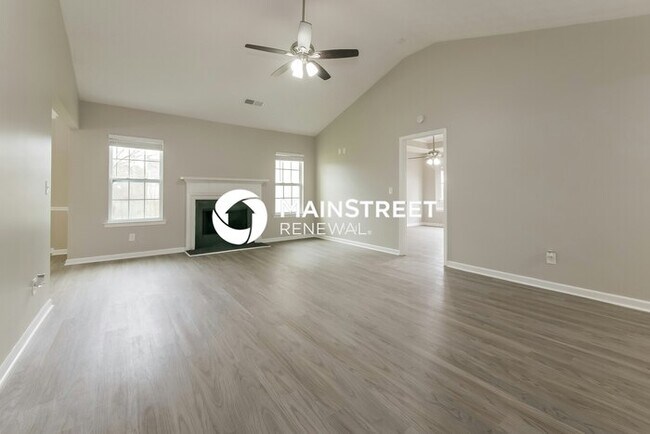 Building Photo - 3 Bedroom Pet-Friendly Home in McDonough, GA with Main Street Renewal