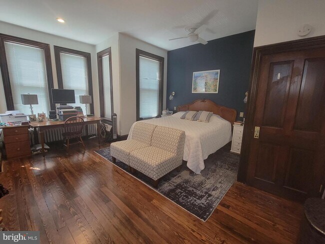 Foto del edificio - 514 11th St SE