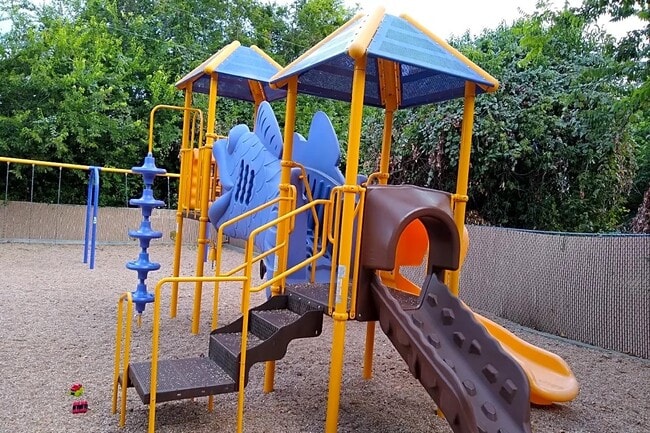 Building Photo - 1001 Pecan Valley Dr