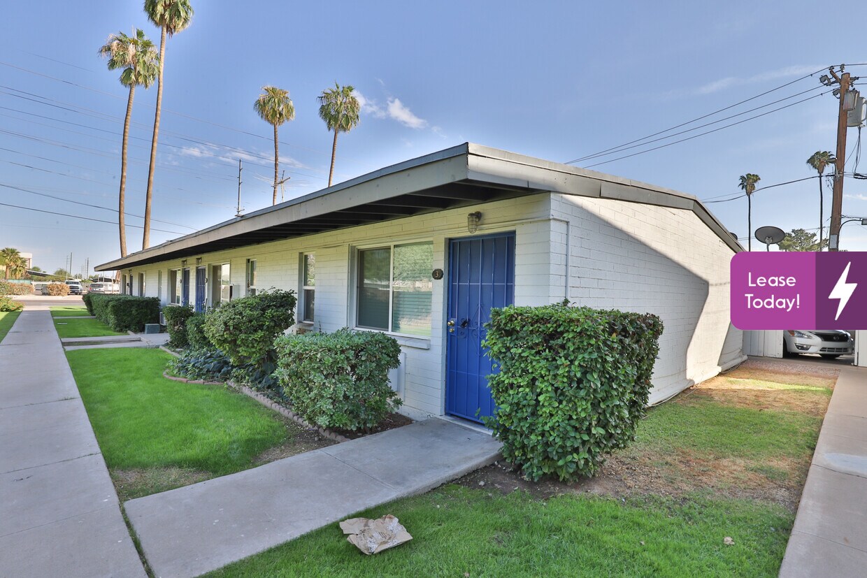 Primary Photo - 2530 N 3rd St