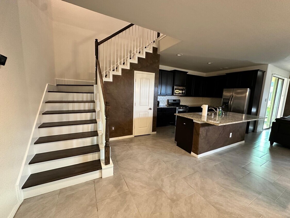 Foto principal - 3322 Harvest Meadow Ln