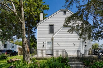 Building Photo - 1272-1274 E 21st Ave
