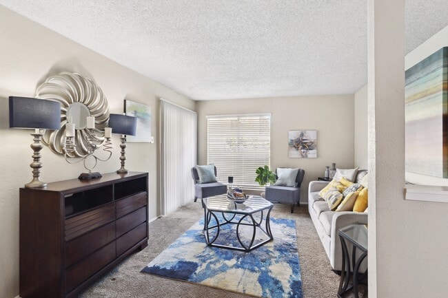 Building Photo - The Venue at Greenville