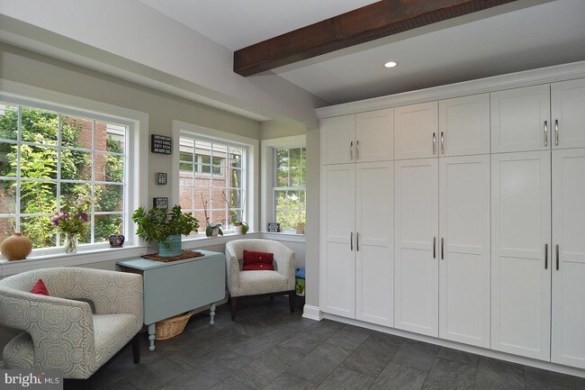 Foto del edificio - 5 bedroom in Reading PA 19610
