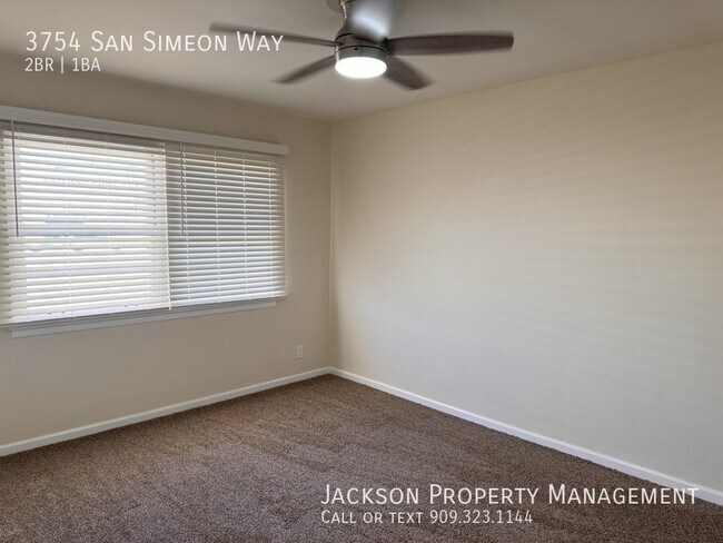 Foto del edificio - Spacious 2 Bedroom Unit in Riverside