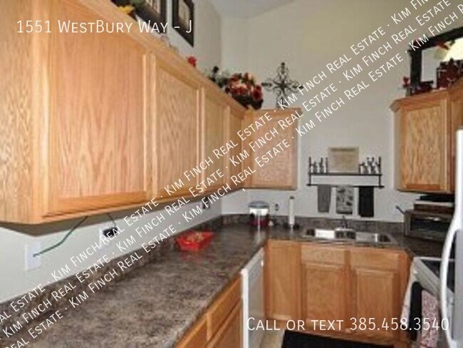 Building Photo - 1551 Westbury Way
