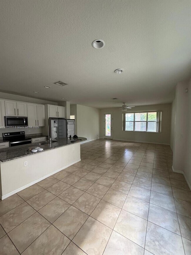 Foto del edificio - 4255 Large Leaf Ln