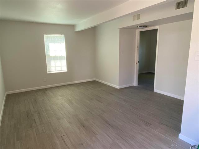 Building Photo - 312 W Rentz St