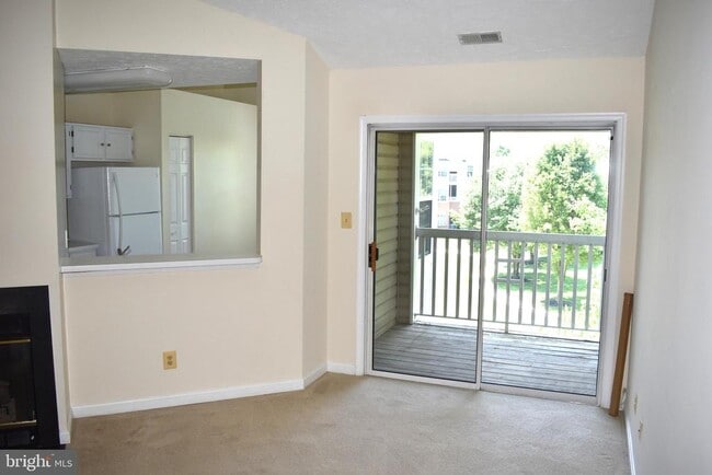 Building Photo - 104 Bayland Dr