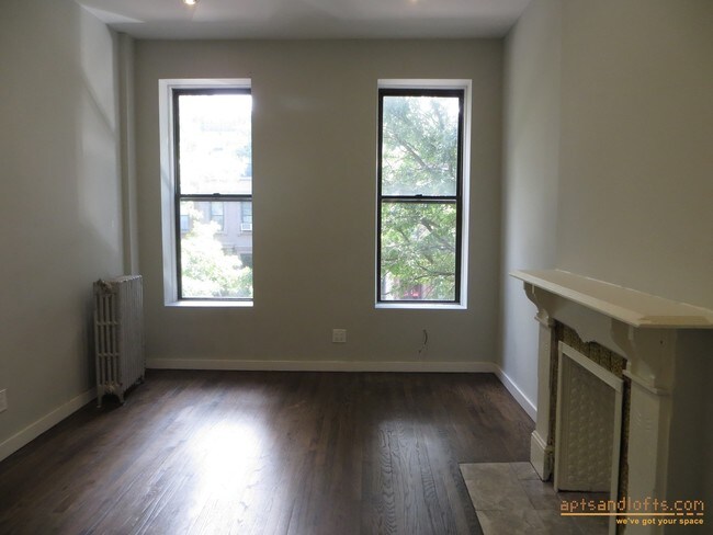 Building Photo - 211 Jefferson Ave