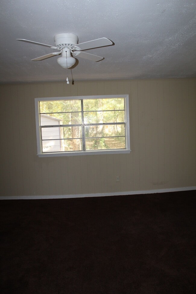 Foto del edificio - 2920 Oak Forest Dr