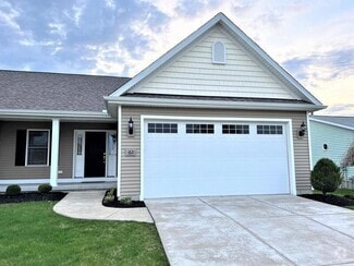 Building Photo - 4821 E Highland Pkwy