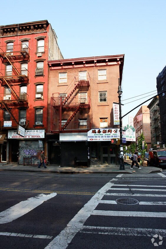 25 Essex St, New York, NY 10002 Apartments in New York, NY