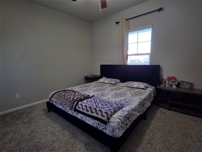 Building Photo - 300 Windy Reed Rd