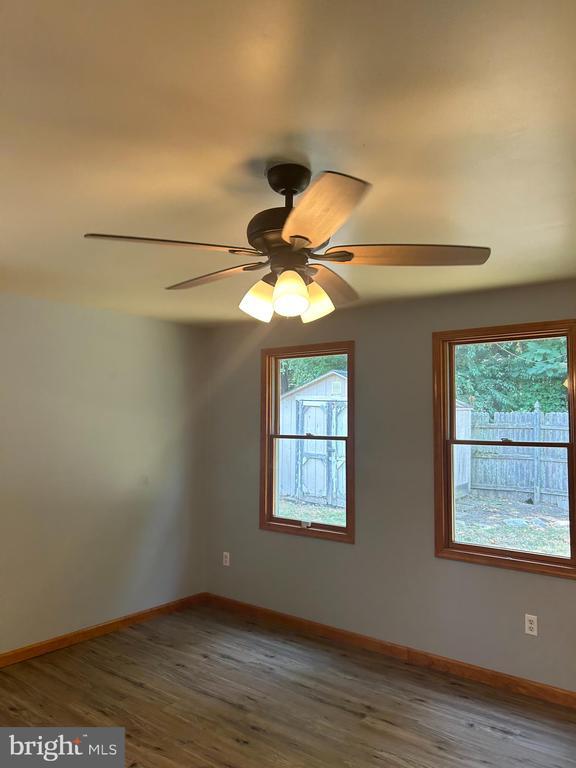 Building Photo - 2515 Woodlawn Dr