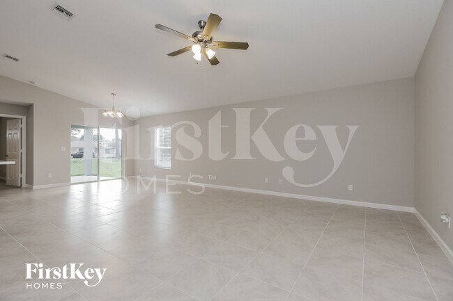 Building Photo - 1182 Jaslo St SE