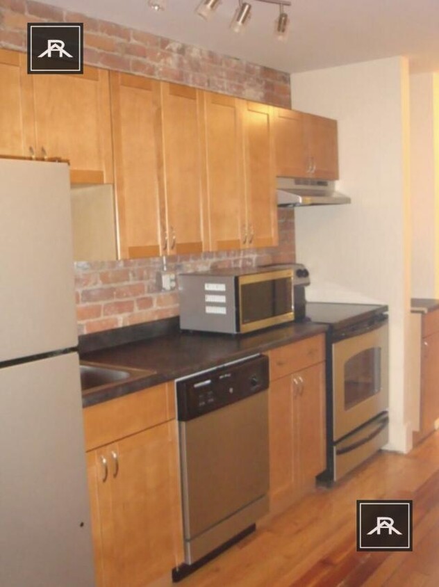 Foto principal - 2 bedroom in Boston MA 02215