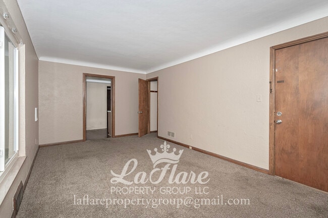 Building Photo - 1612 Berdan Ave