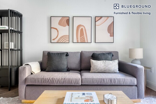 Foto del edificio - 3403 Harmon Ave