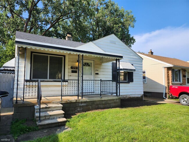 Building Photo - 2 br, 1 bath House - 1761 E Milton Ave