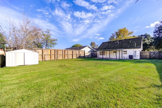 Building Photo - 12127 Palmton St