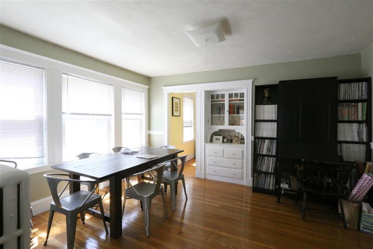 Primary Photo - 56 Standish St