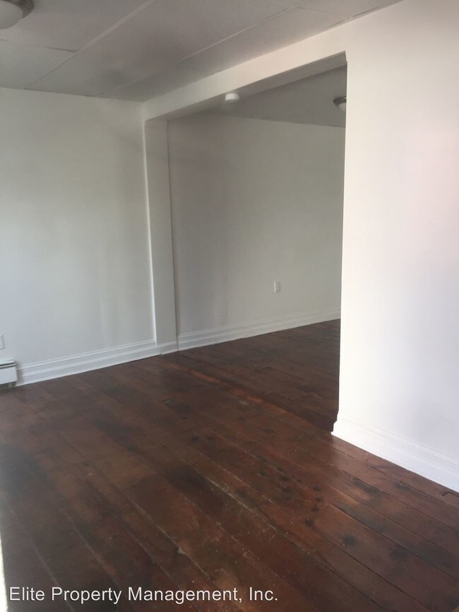 Foto del edificio - 658 E Mason Ave